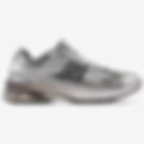2010 | Black/Grey/Silver